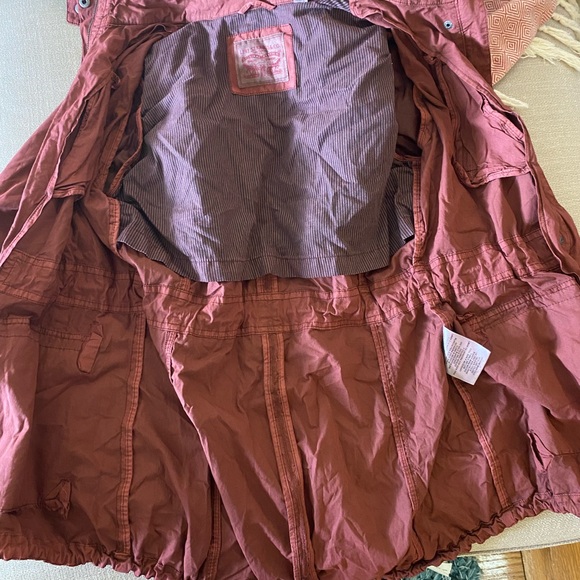 Levi’s Strauss Hood Anorak Military Style Jacket Burgundy/Copper Size M - Picture 9 of 10